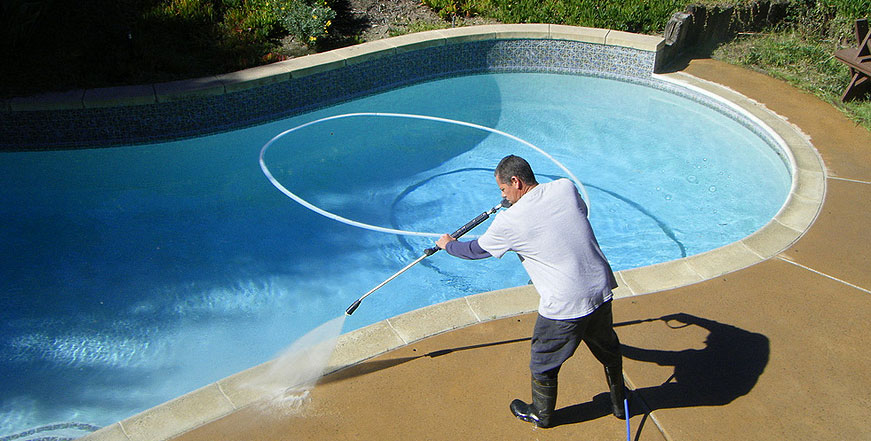 How To Clean Sides Of A Pool